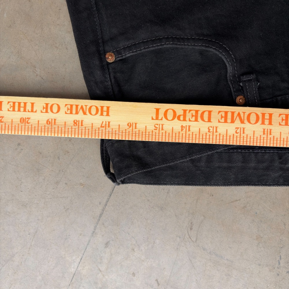 Levi's Premium 501 '93 Straight Button Fly Mens 34x34 Black Denim Frayed Jeans - Picture 9 of 11